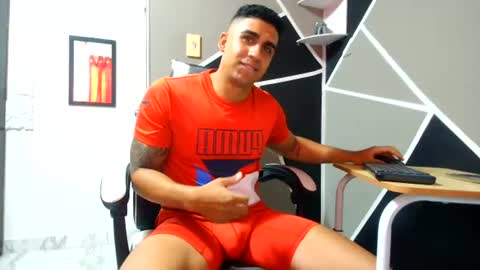 Snapshot of king_orion chatting on July 31, 2026, 9:03 pm King Orion online show from July 31, 2026, 9:03 pm
