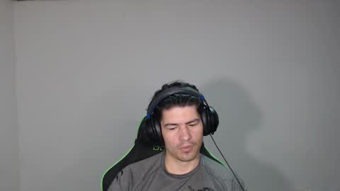 Carlos online show from October 5, 2025, 6:06 pm