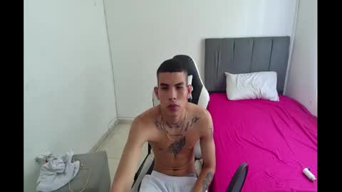 Snapshot of king_warlord chatting on April 5, 2026, 6:49 pm king_warlord online show from April 5, 2026, 6:49 pm