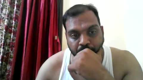 kingalpines1 online show from June 5, 2026, 5:29 pm