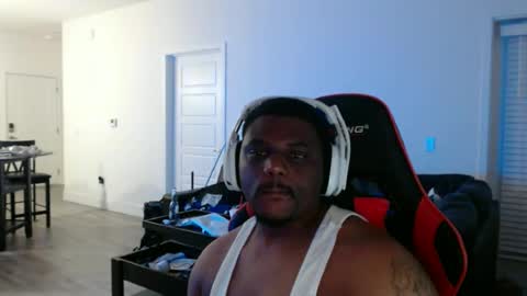 Snapshot of kingbell3489 chatting on June 14, 2026, 1:58 am kingbell3489 online show from June 14, 2026, 1:58 am