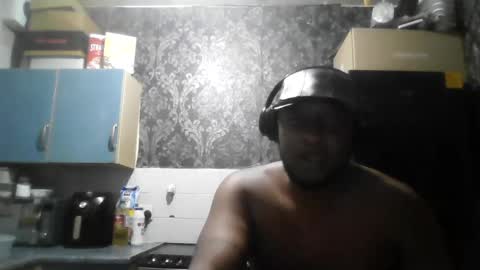 Snapshot of kingbokwa chatting on July 1, 2026, 1:18 am Kingcumcusted online show from July 1, 2026, 1:18 am