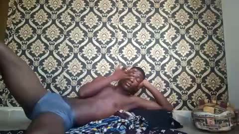 Snapshot of kingemizzy chatting on October 26, 2025, 6:52 am kingemizzy online show from October 26, 2025, 6:52 am