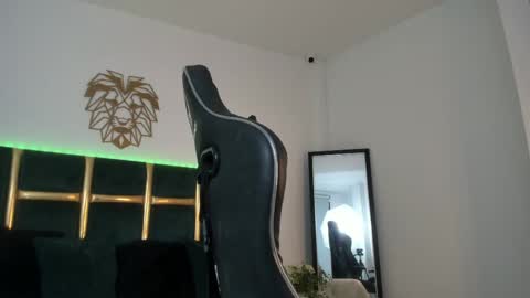 Snapshot of kingg_jay chatting on June 4, 2026, 12:11 pm kingg_jay online show from June 4, 2026, 12:11 pm