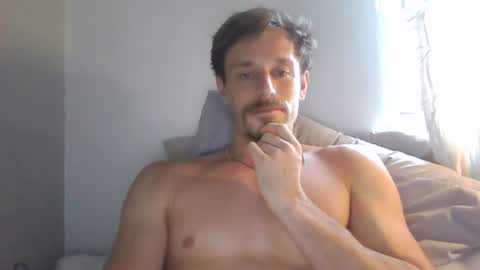 Snapshot of kingharold92 chatting on June 25, 2026, 5:12 am kingharold92 online show from June 25, 2026, 5:12 am