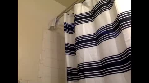 Snapshot of kinglibra420 chatting on February 2, 2026, 5:33 pm loyal fuck online show from February 2, 2026, 5:33 pm