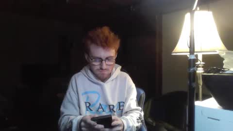 Snapshot of kingoffootfetish chatting on January 15, 2025, 4:57 am Master King Tommy online show from January 15, 2025, 4:57 am