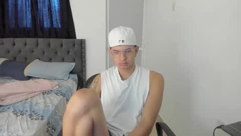 Snapshot of kings_latins chatting on October 31, 2025, 12:06 pm DOMINANT ALPHA KINGS online show from October 31, 2025, 12:06 pm