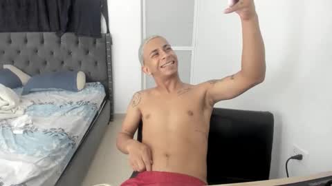 Snapshot of kings_latins chatting on November 23, 2025, 7:30 am DOMINANT ALPHA KINGS online show from November 23, 2025, 7:30 am