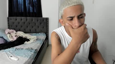 Snapshot of kings_latins chatting on November 24, 2025, 6:40 pm DOMINANT ALPHA KINGS online show from November 24, 2025, 6:40 pm