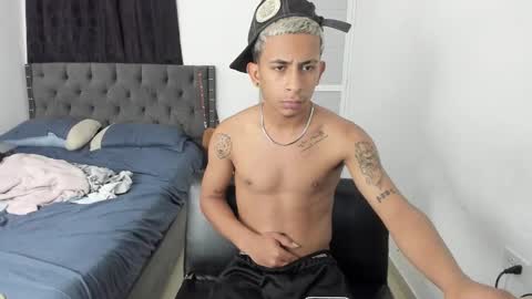 Snapshot of kings_latins chatting on December 14, 2025, 7:58 am DOMINANT ALPHA KINGS online show from December 14, 2025, 7:58 am