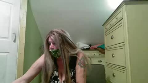 Snapshot of kinkster615 chatting on February 14, 2025, 5:30 am Kinkster online show from February 14, 2025, 5:30 am