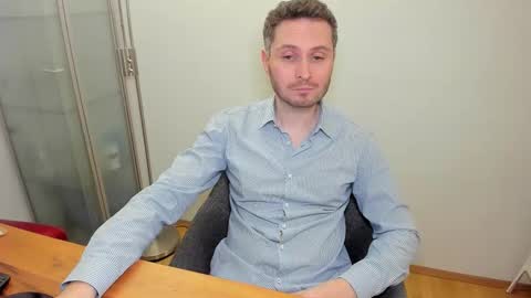 kinksubbydubby online show from December 15, 2025, 6:01 pm