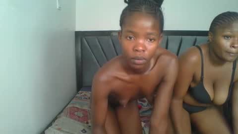 kinky_aria online show from December 1, 2025, 9:09 pm