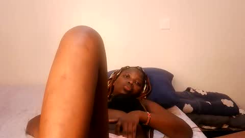 Lola online show from March 14, 2026, 12:54 pm