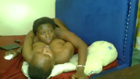 Snapshot of kinky_roey chatting on March 2, 2025, 1:58 am kinky_roey online show from March 2, 2025, 1:58 am