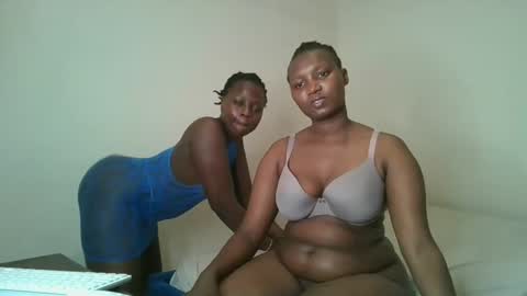 Snapshot of kinky_roey chatting on March 12, 2025, 11:54 pm kinky_roey online show from March 12, 2025, 11:54 pm