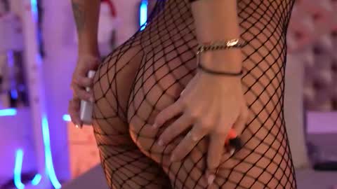 kinkyamelie online show from December 17, 2025, 6:14 pm