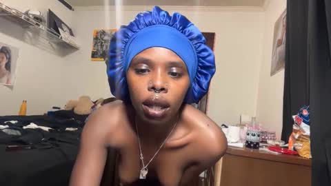 interracialfacial online show from December 4, 2025, 5:50 am