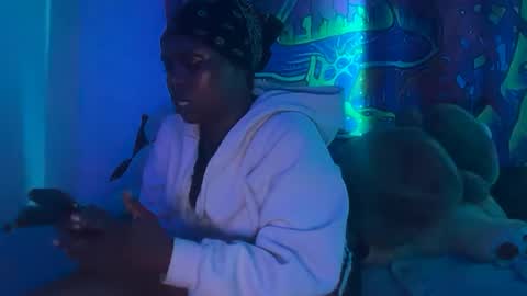 Snapshot of kinkycoupleinteracial chatting on June 25, 2026, 3:17 am interracialfacial online show from June 25, 2026, 3:17 am