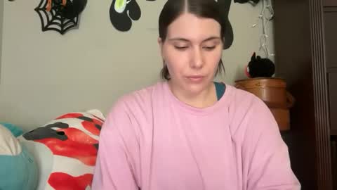 kinkycreative online show from November 6, 2025, 7:48 pm