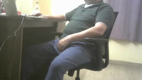 Snapshot of kinkyguy7979 chatting on November 22, 2025, 4:50 pm kinkyguy7979 online show from November 22, 2025, 4:50 pm