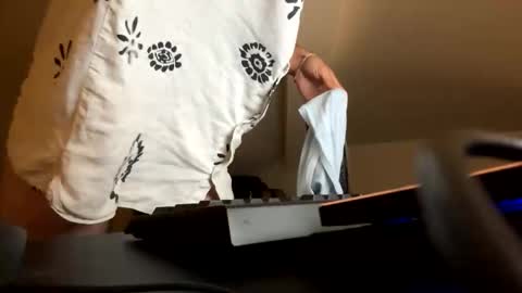 Snapshot of kinkyguy9883 chatting on October 21, 2025, 7:53 am kinkyguy9883 online show from October 21, 2025, 7:53 am