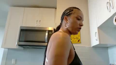 kinkykatt557616 online show from April 9, 2026, 4:23 pm