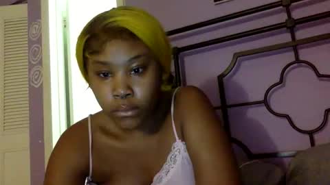 Bunniii online show from February 13, 2026, 4:19 am