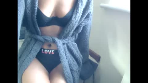 kinkykyrra online show from March 2, 2026, 9:16 am