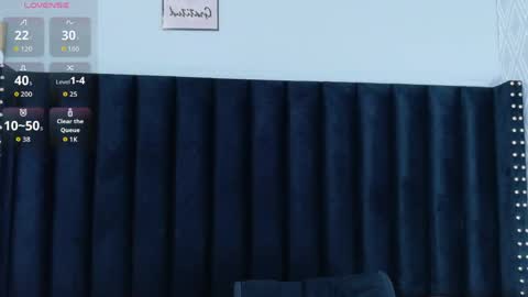 kinkywildmilf online show from March 31, 2026, 2:35 am