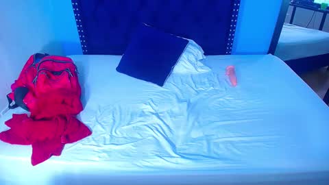 kinkyy_redhead online show from January 9, 2025, 8:33 pm