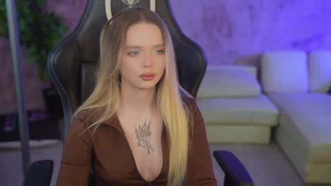 Snapshot of kira0541 chatting on October 19, 2025, 7:20 am Sweet girls online show from October 19, 2025, 7:20 am