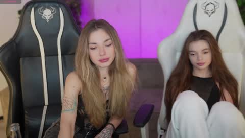 Snapshot of kira0541 chatting on December 15, 2025, 8:46 pm Sweet girls online show from December 15, 2025, 8:46 pm