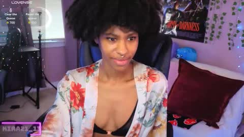 Kira21 13 online show from April 2, 2026, 6:27 pm