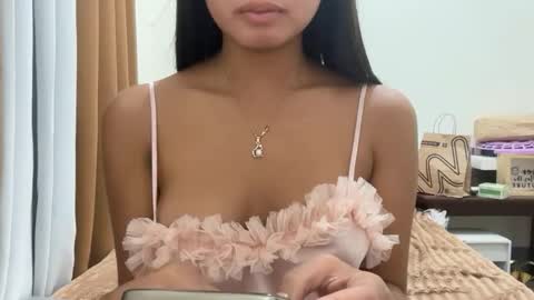 Snapshot of kira_danaya chatting on April 12, 2026, 2:55 pm kira_danaya online show from April 12, 2026, 2:55 pm
