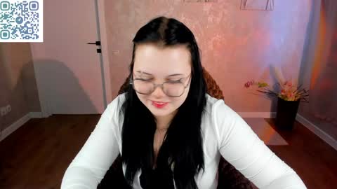 kira online show from April 18, 2026, 7:01 am