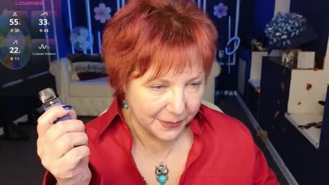 Kira Kennet online show from November 18, 2025, 4:22 pm