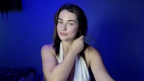 Snapshot of kira_love1 chatting on July 13, 2026, 4:21 pm Kira love1 online show from July 13, 2026, 4:21 pm