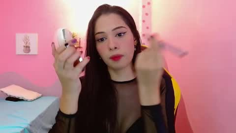 Kira 3 online show from February 2, 2026, 1:10 pm