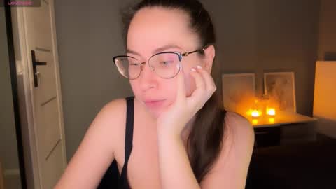 Snapshot of kira_nuru_queen chatting on February 20, 2026, 7:36 pm Kira online show from February 20, 2026, 7:36 pm