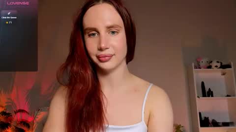 Kira online show from October 1, 2025, 2:45 pm