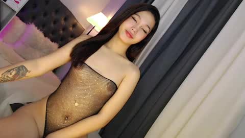 Snapshot of kira_willer chatting on December 16, 2024, 6:53 am KIRA online show from December 16, 2024, 6:53 am