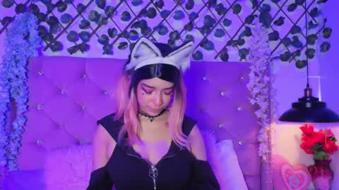 Snapshot of kira_yuzu chatting on May 8, 2026, 8:14 pm Kira online show from May 8, 2026, 8:14 pm