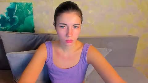 kiraa sunny online show from November 1, 2025, 8:44 pm