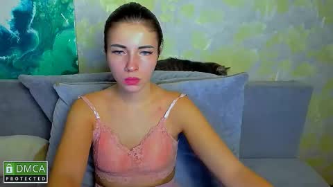 kiraa sunny online show from November 21, 2025, 8:18 pm