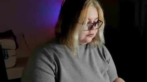 Just Kira online show from February 2, 2025, 8:30 pm