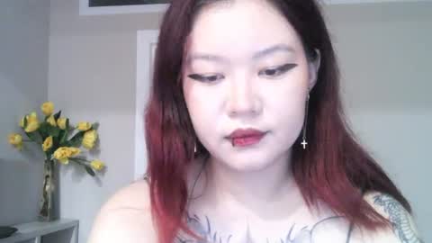 Snapshot of kiradrip chatting on June 25, 2026, 8:24 pm Kira online show from June 25, 2026, 8:24 pm