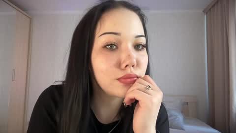 kirakira11 online show from April 19, 2026, 8:24 am