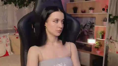 Kira    online show from February 15, 2025, 4:23 pm